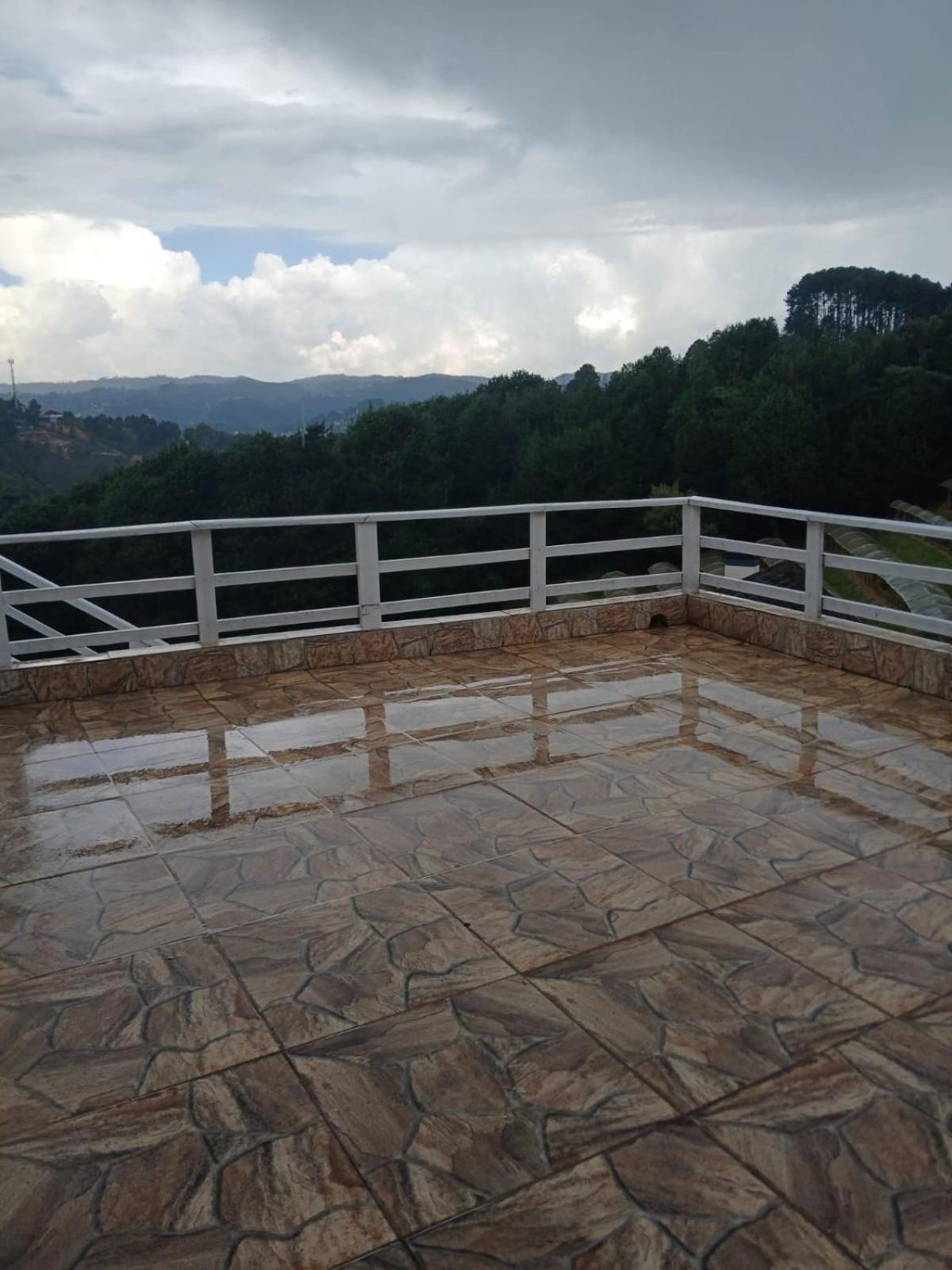 Campos do JordãoChale Alem Do Horizonte公寓 外观 照片